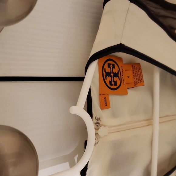 Tory Burch sleeveless blouse - Picture 4 of 4